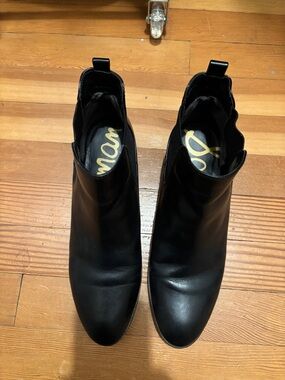 Sam Edelman Black Women’s Ankle Boots - Classic Slip-On Chelsea Style